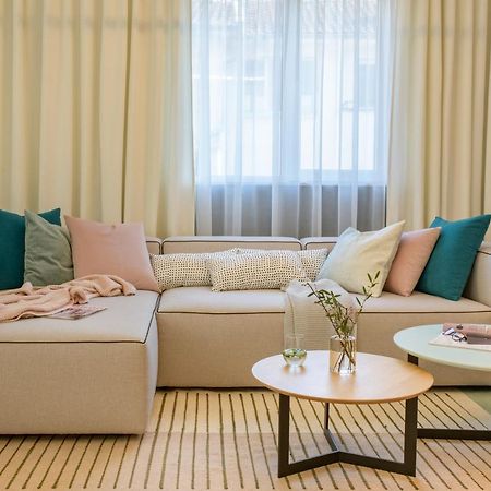 Апартамент Жасмин С Частен Гараж - Jasmin Apartment With Private Garage ヴァルナ エクステリア 写真