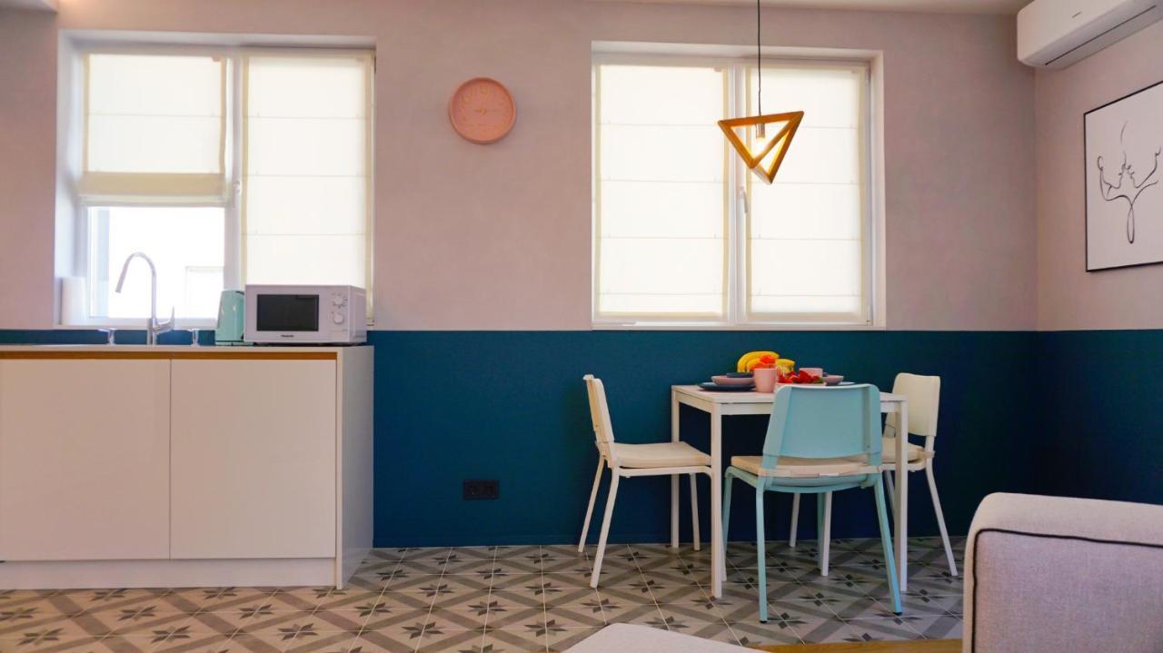 Апартамент Жасмин С Частен Гараж - Jasmin Apartment With Private Garage ヴァルナ エクステリア 写真
