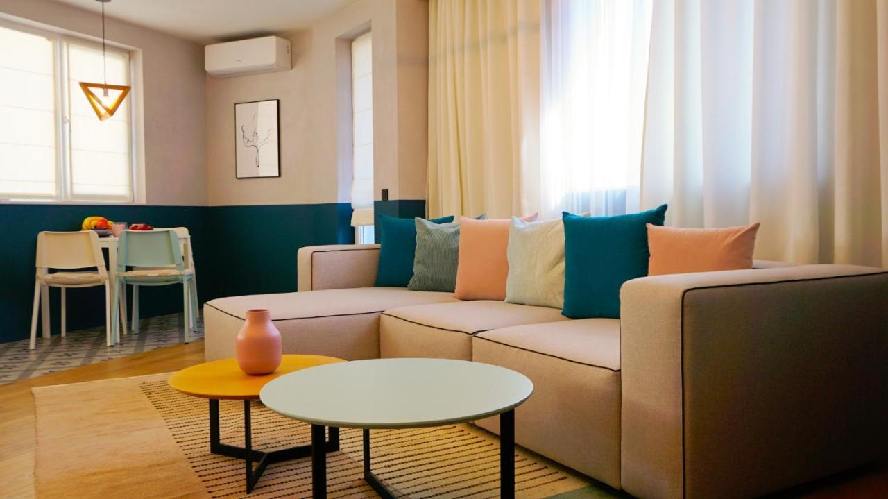 Апартамент Жасмин С Частен Гараж - Jasmin Apartment With Private Garage ヴァルナ エクステリア 写真